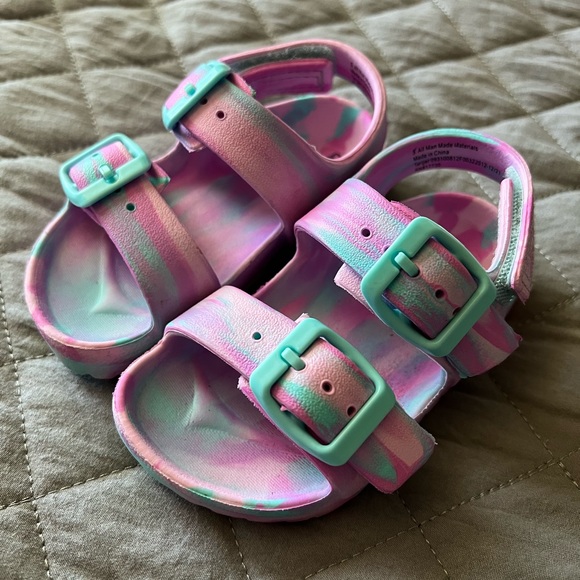 Cat and Jack sandals size 5 - Picture 1 of 3